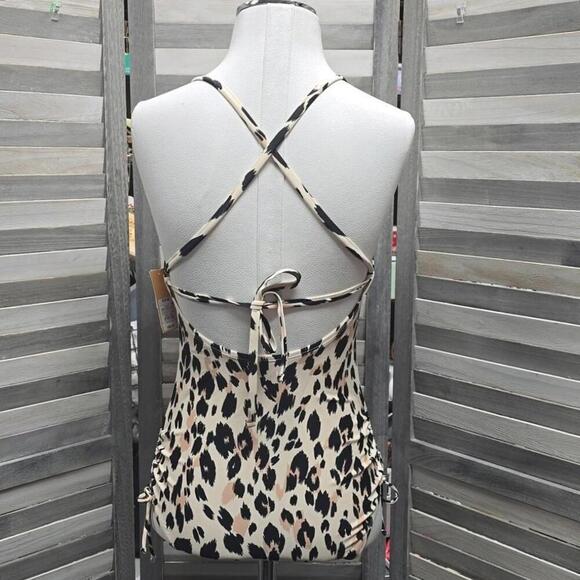 Women's Modern Medium Coverage One Piece Swimsuit | Kona Sol | Small (4-6) - Picture 2 of 10